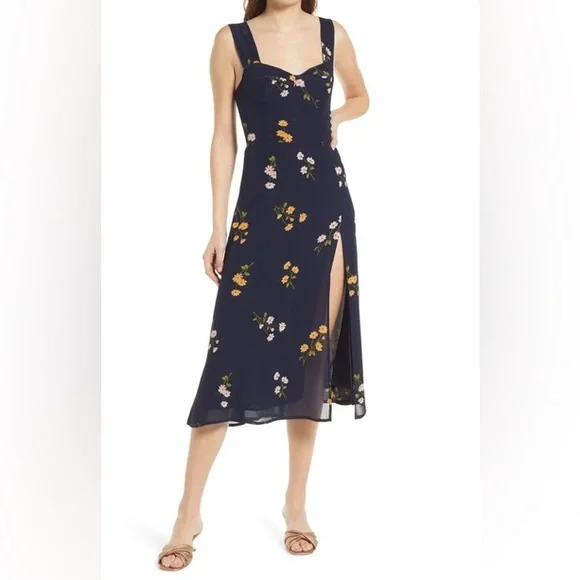 Reformation The Fulton Midi Dress in Navy Floral, size 4 - Picture 3 of 16